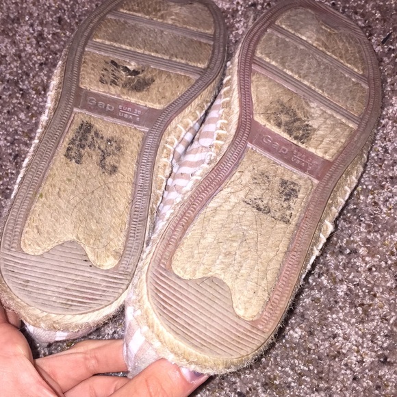 Gap Shoes - Picture 3 of 3
